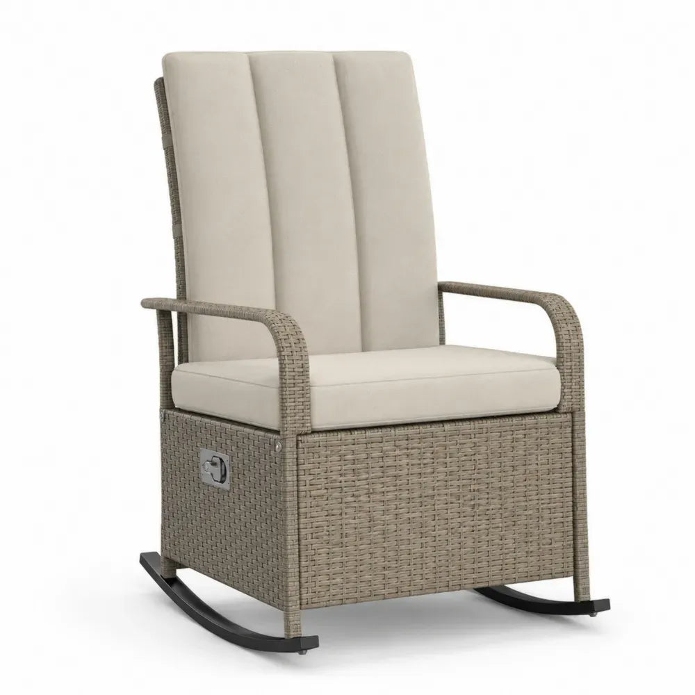 Schaukelstuhl aus Rattan und Aluminium mit Polyesterkissen in Beige